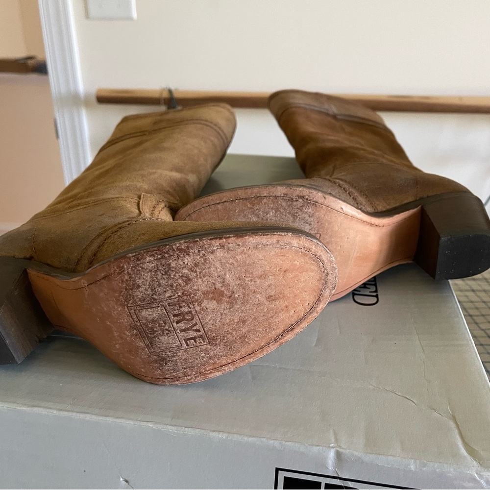 Frye Jane 14L Stitch Boots - Picture 4 of 6